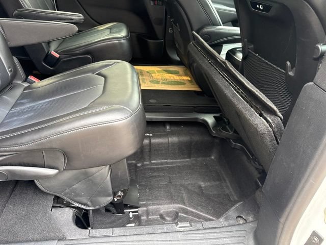 Used 2025 Chrysler Pacifica Select FWD image 38
