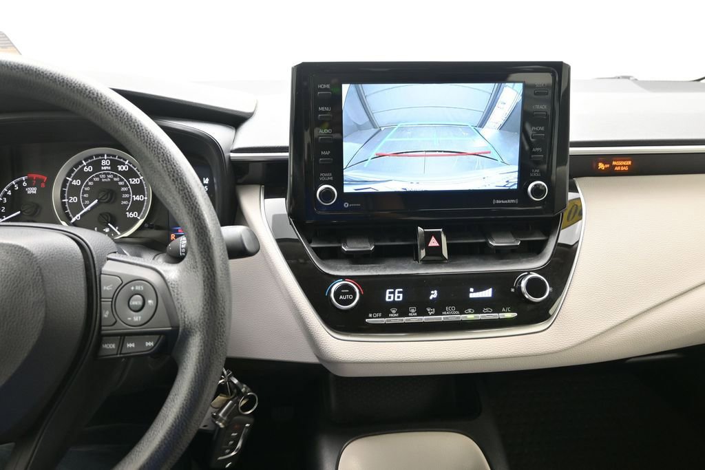 Used 2022 Toyota Corolla LE FWD image 21