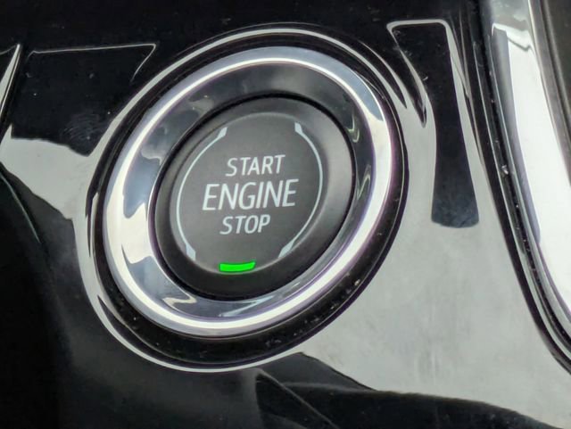 Used 2024 Chevrolet Trax RS w/ Sunroof Package image 29