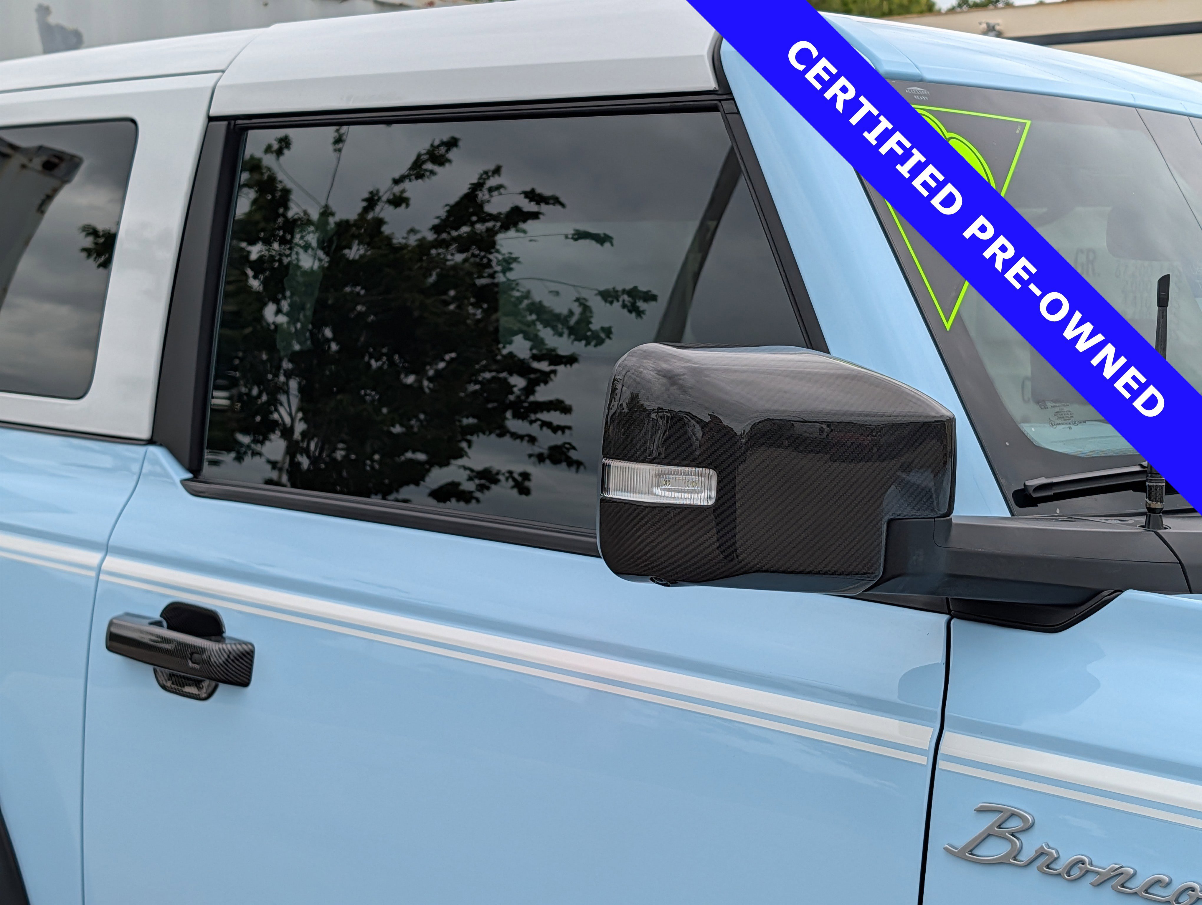 Certified 2023 Ford Bronco Heritage Edition AWD/4WD image 10