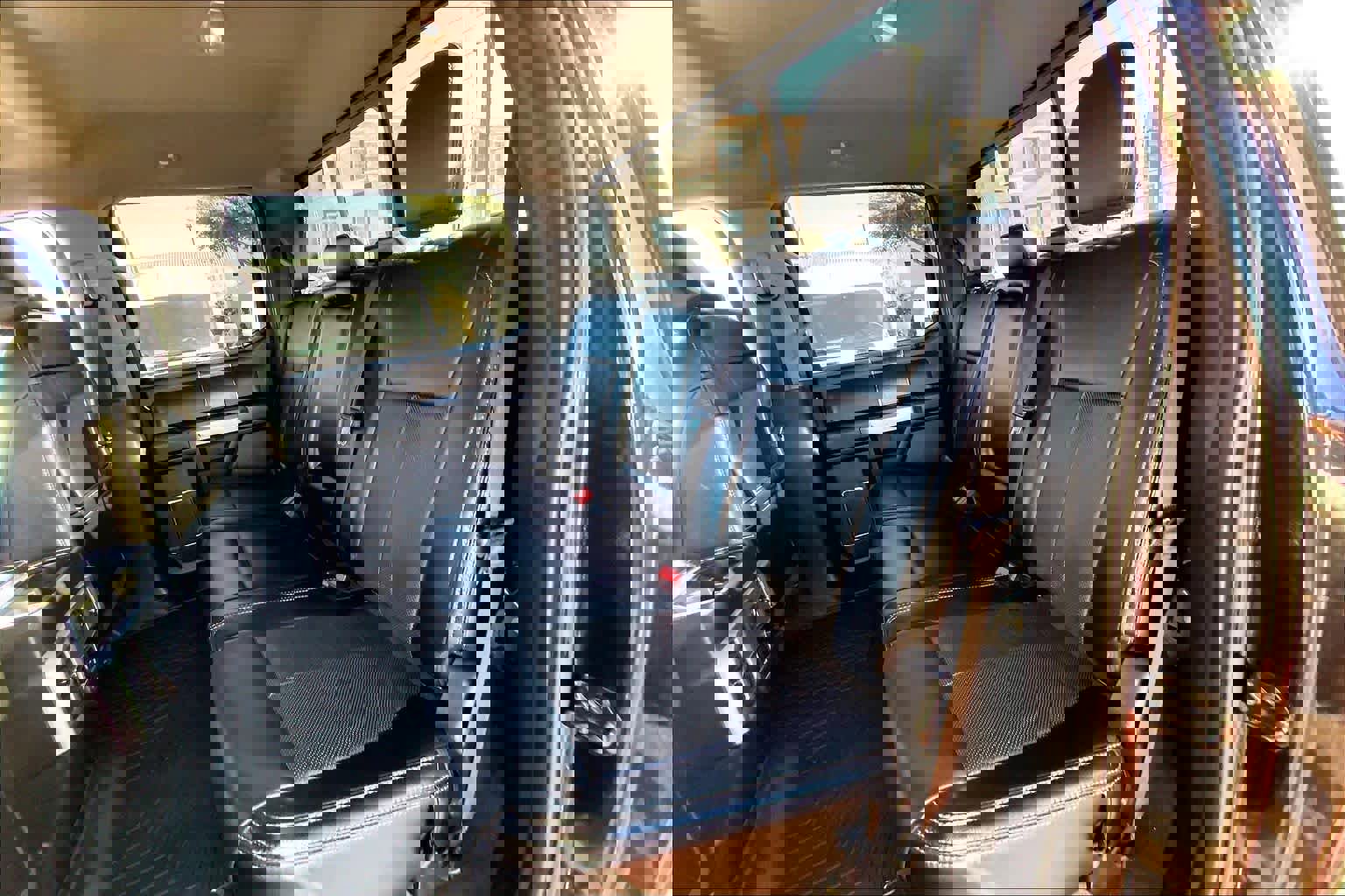 Certified 2020 Ford F350 Lariat w/ Lariat Ultimate Package image 18