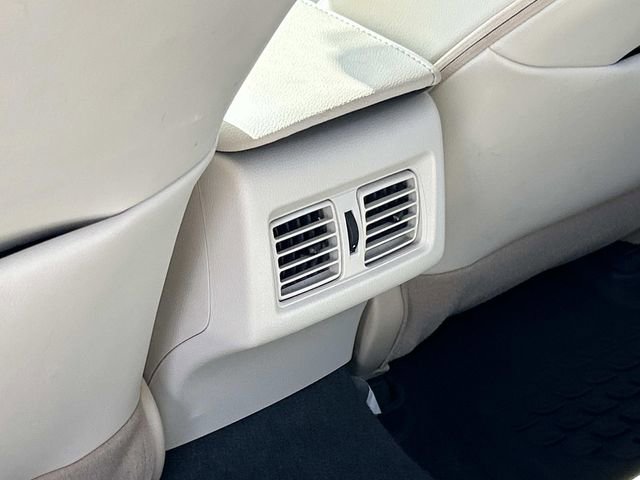 Used 2022 Toyota Camry XLE w/ Cold Weather Package image 20