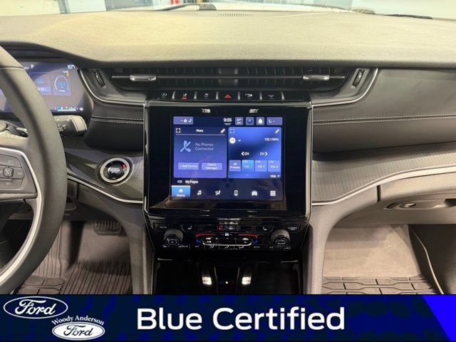 Used 2024 Jeep Grand Cherokee Altitude AWD/4WD image 15