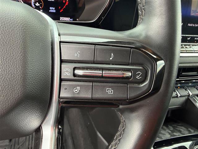 Used 2024 Chevrolet Colorado LT w/ LT Convenience Package III AWD/4WD image 19