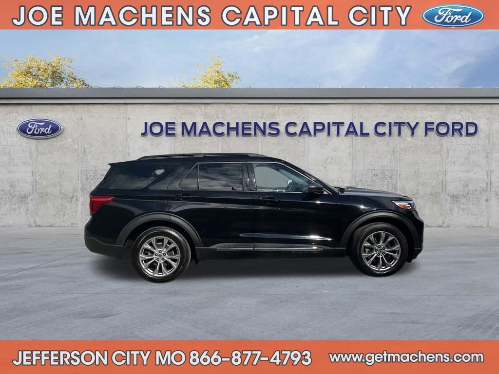 Certified 2023 Ford Explorer XLT w/ Equipment Group 202A image 6