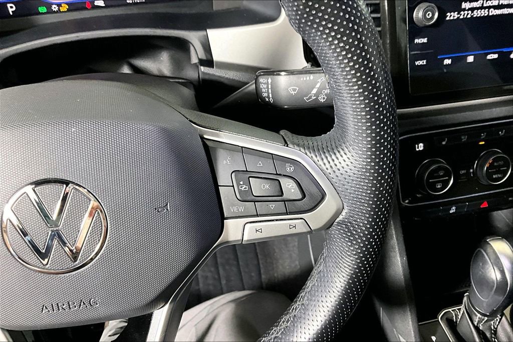 Used 2021 Volkswagen Atlas Cross Sport SEL R-Line image 15