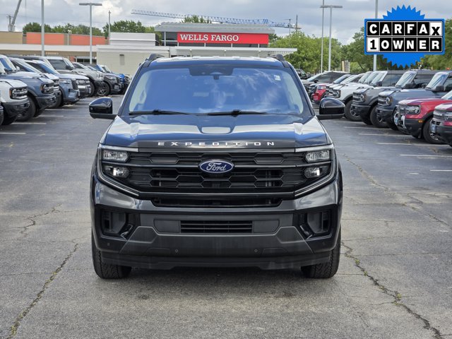 Certified 2025 Ford Expedition Active RWD image 2