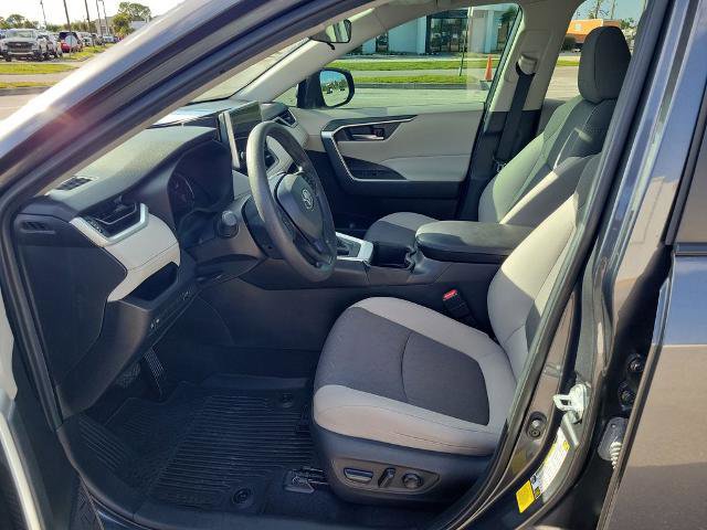 Used 2023 Toyota RAV4 XLE w/ Convenience Package FWD image 21