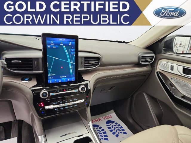 Certified 2023 Ford Explorer Platinum w/ Technology Package AWD/4WD image 22