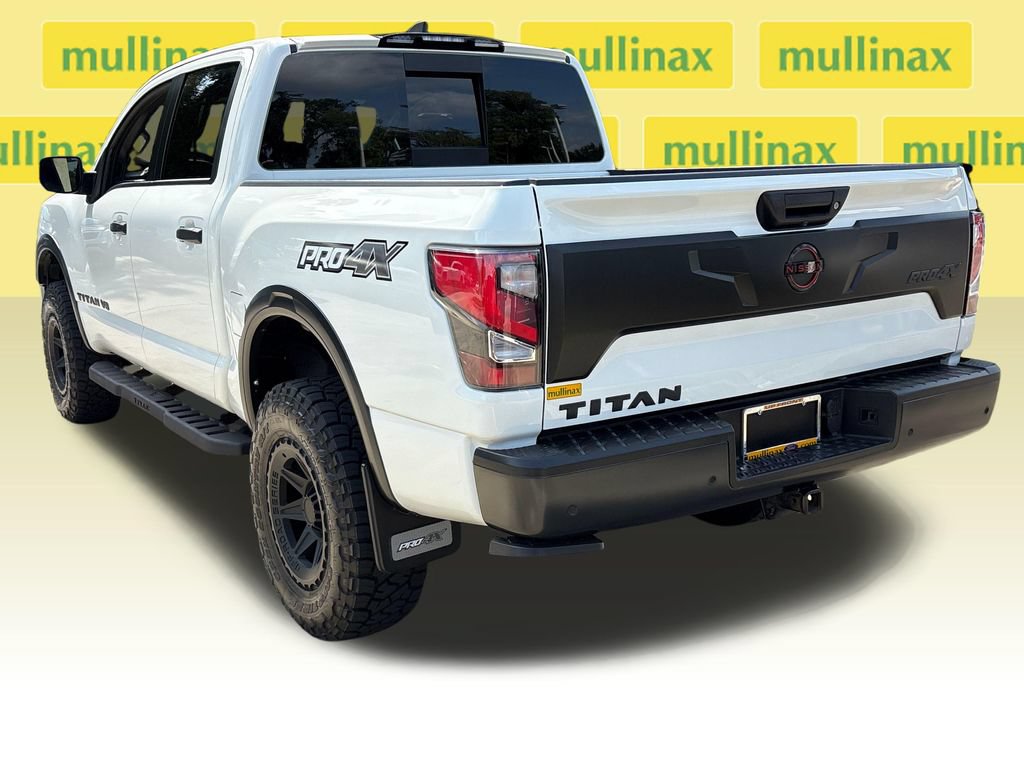 Used 2024 Nissan Titan PRO-4X w/ Off Road Protection Package AWD/4WD image 9