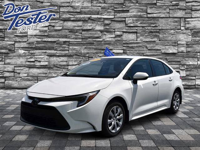 Used 2023 Toyota Corolla LE FWD image 7