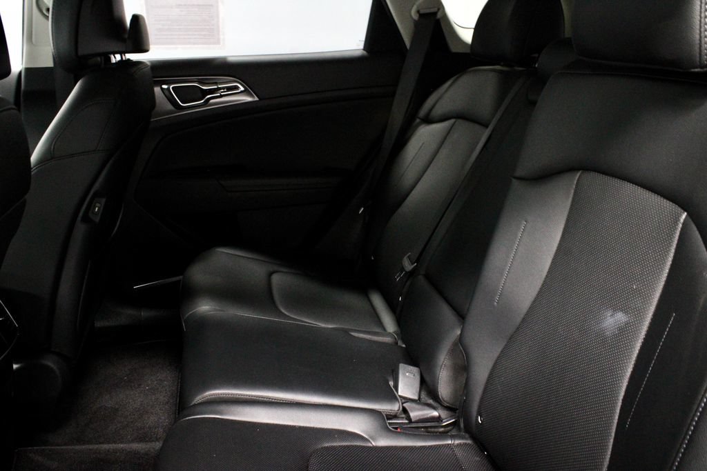 Used 2024 Kia Sportage SX FWD image 22