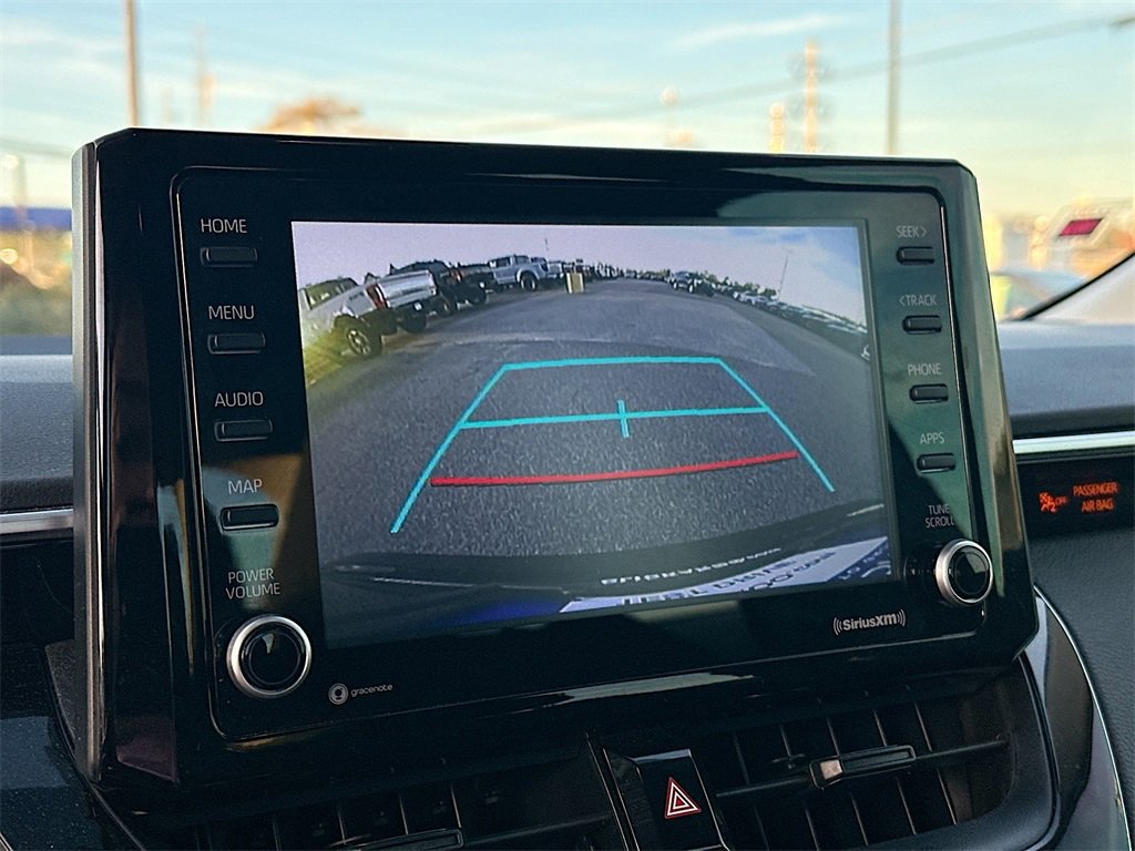Used 2022 Toyota Corolla LE image 23