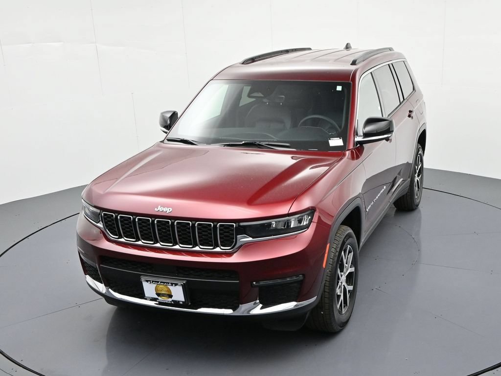 Used 2025 Jeep Grand Cherokee L Limited AWD/4WD image 28