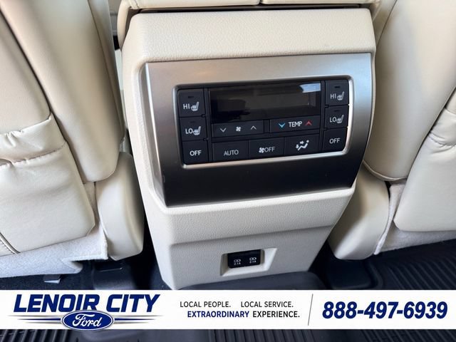 Used 2023 Lexus GX 460 Luxury w/ Sport Design Package AWD/4WD image 14