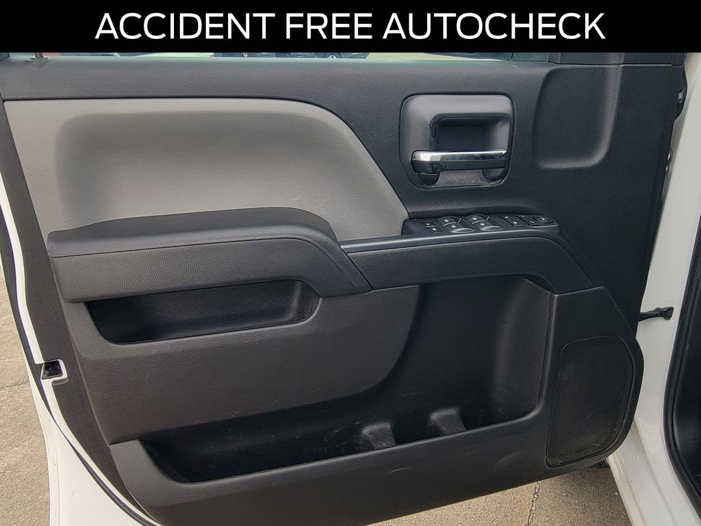 Used 2018 Chevrolet Silverado 1500 W/T w/ Trailering Package image 18