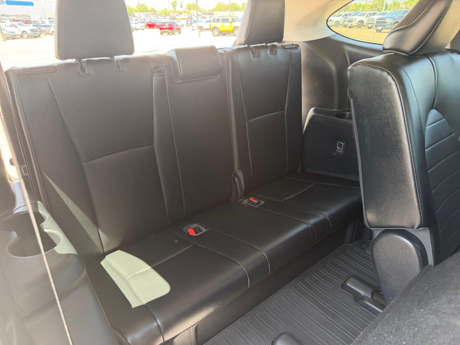 Used 2021 Toyota Highlander XLE AWD/4WD image 20