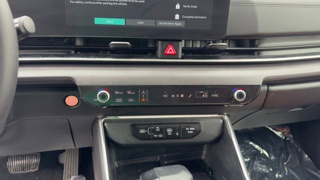 Used 2026 Kia Carnival SX FWD image 13