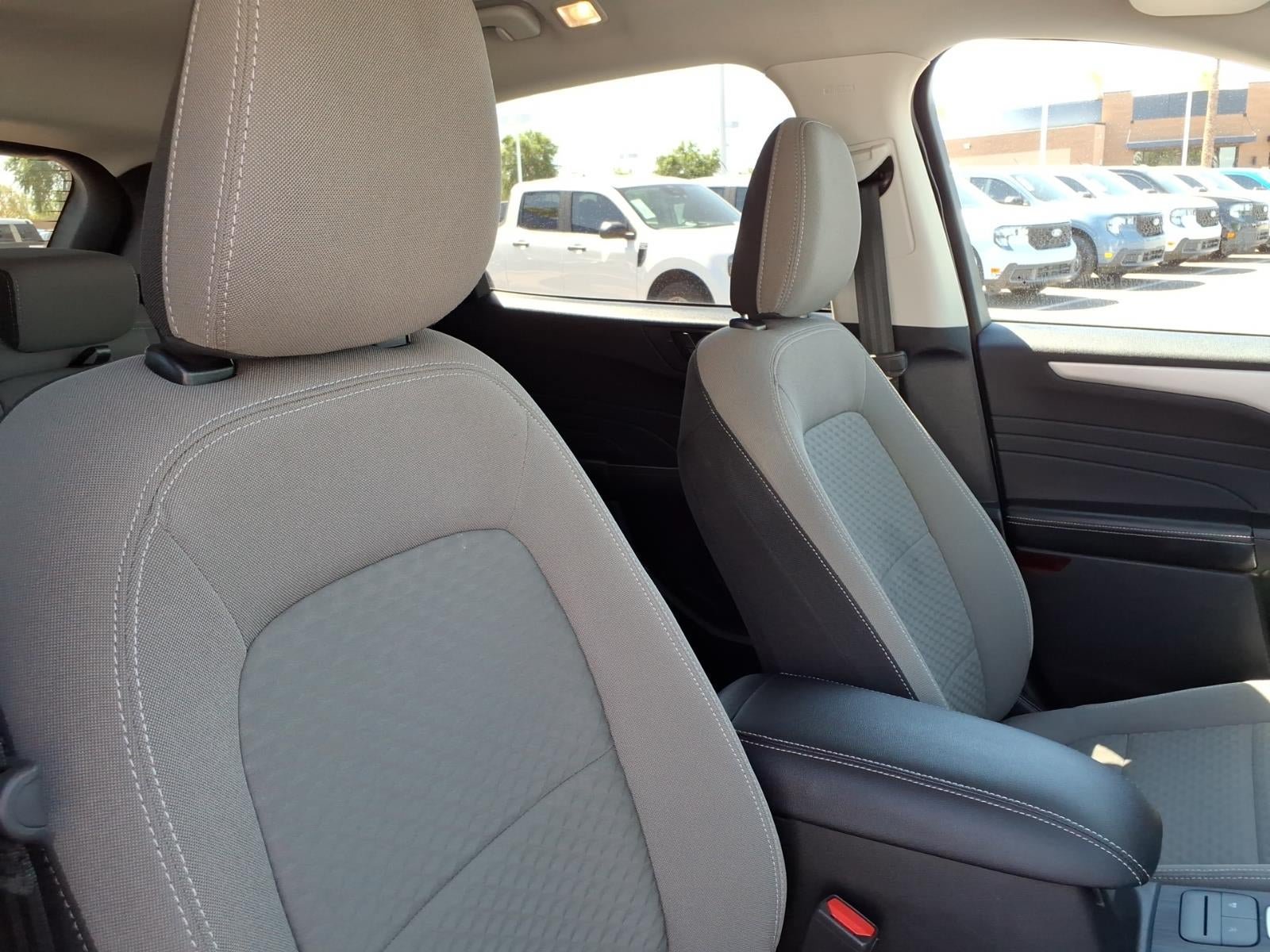 Certified 2022 Ford Escape SE w/ Convenience Package FWD image 12