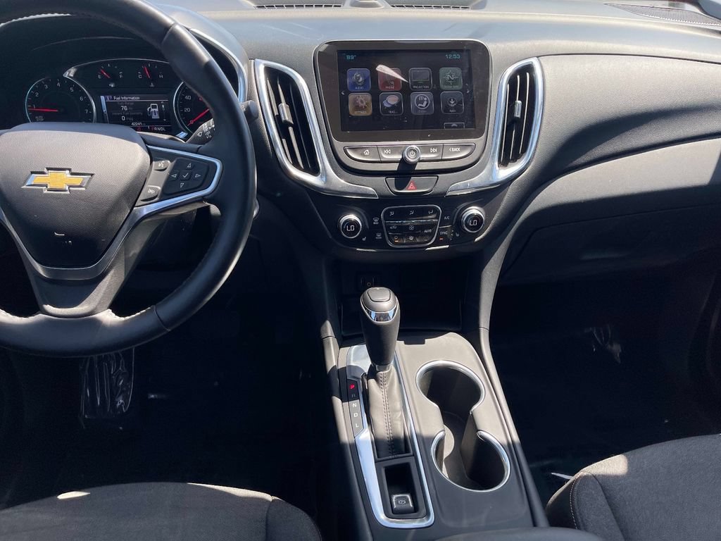Used 2018 Chevrolet Equinox LT w/ Sun & Infotainment Package FWD image 16