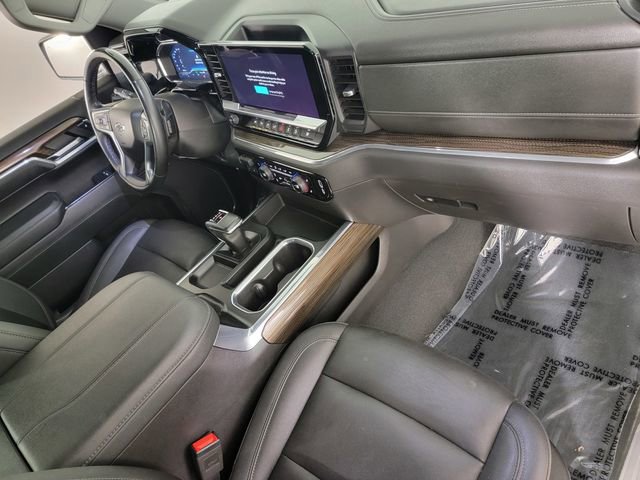 Used 2023 Chevrolet Silverado 1500 LT Trail Boss w/ LT Trail Boss Premium Package AWD/4WD image 19