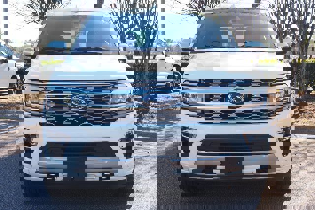 Certified 2023 Ford Expedition Platinum image 8