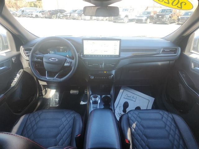 Certified 2023 Ford Escape ST-Line Elite w/ Premium Technology Package AWD/4WD image 19
