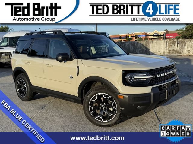 Certified 2025 Ford Bronco Sport Outer Banks w/ Outer Banks Tech Package+ AWD/4WD image 1