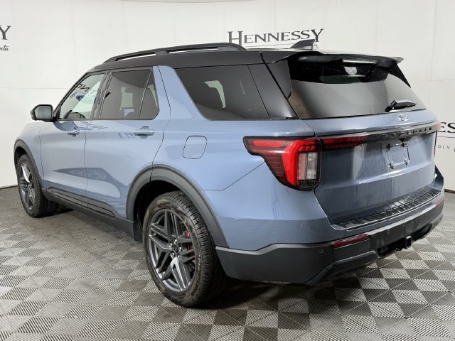 Certified 2025 Ford Explorer ST-Line w/ ST-Line Street Pack AWD/4WD image 24