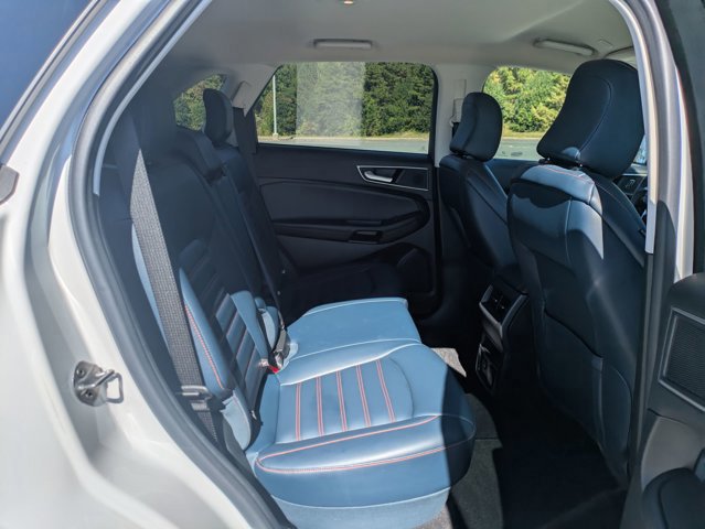 Certified 2022 Ford Edge SEL w/ Sport Appearance Package image 31