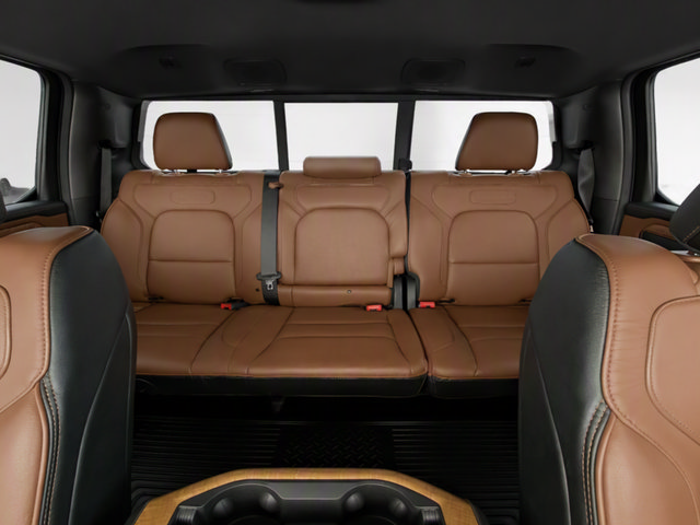 Used 2023 RAM 1500 Limited AWD/4WD image 16