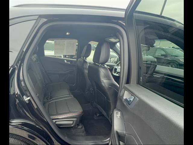 Certified 2023 Ford Escape ST-Line Select w/ Tech Pack #2 image 24