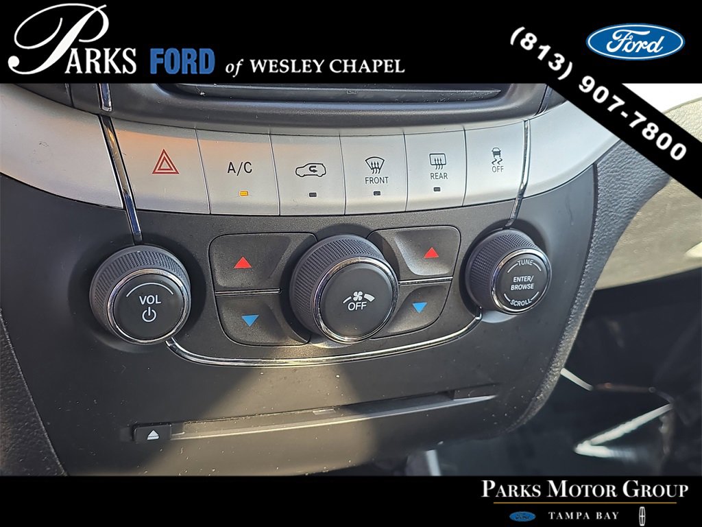 Used 2018 Dodge Journey SE image 24