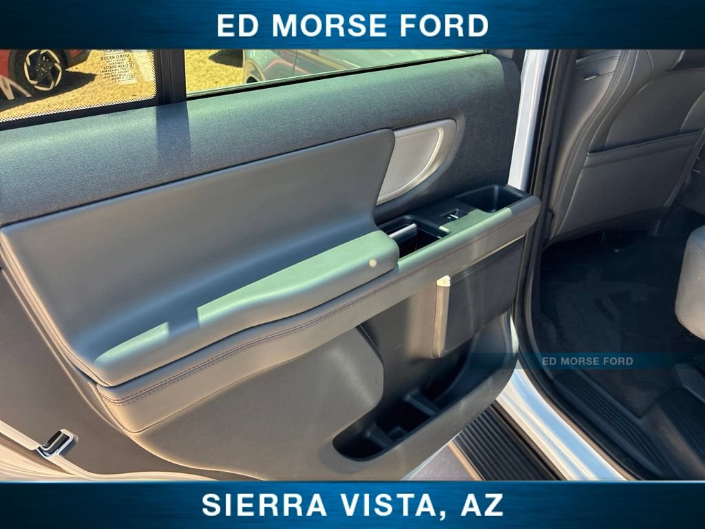 Certified 2025 Ford Expedition Active AWD/4WD image 19