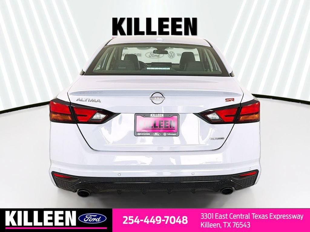 Used 2024 Nissan Altima 2.0 SR FWD image 8