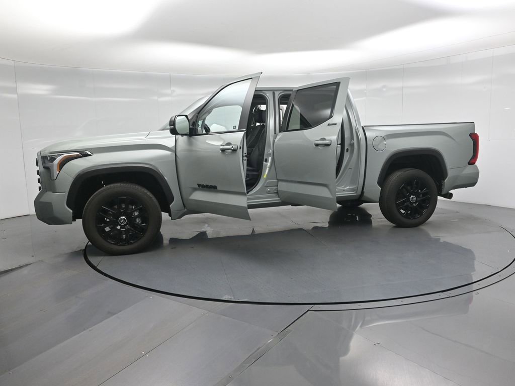 Used 2024 Toyota Tundra Limited image 39