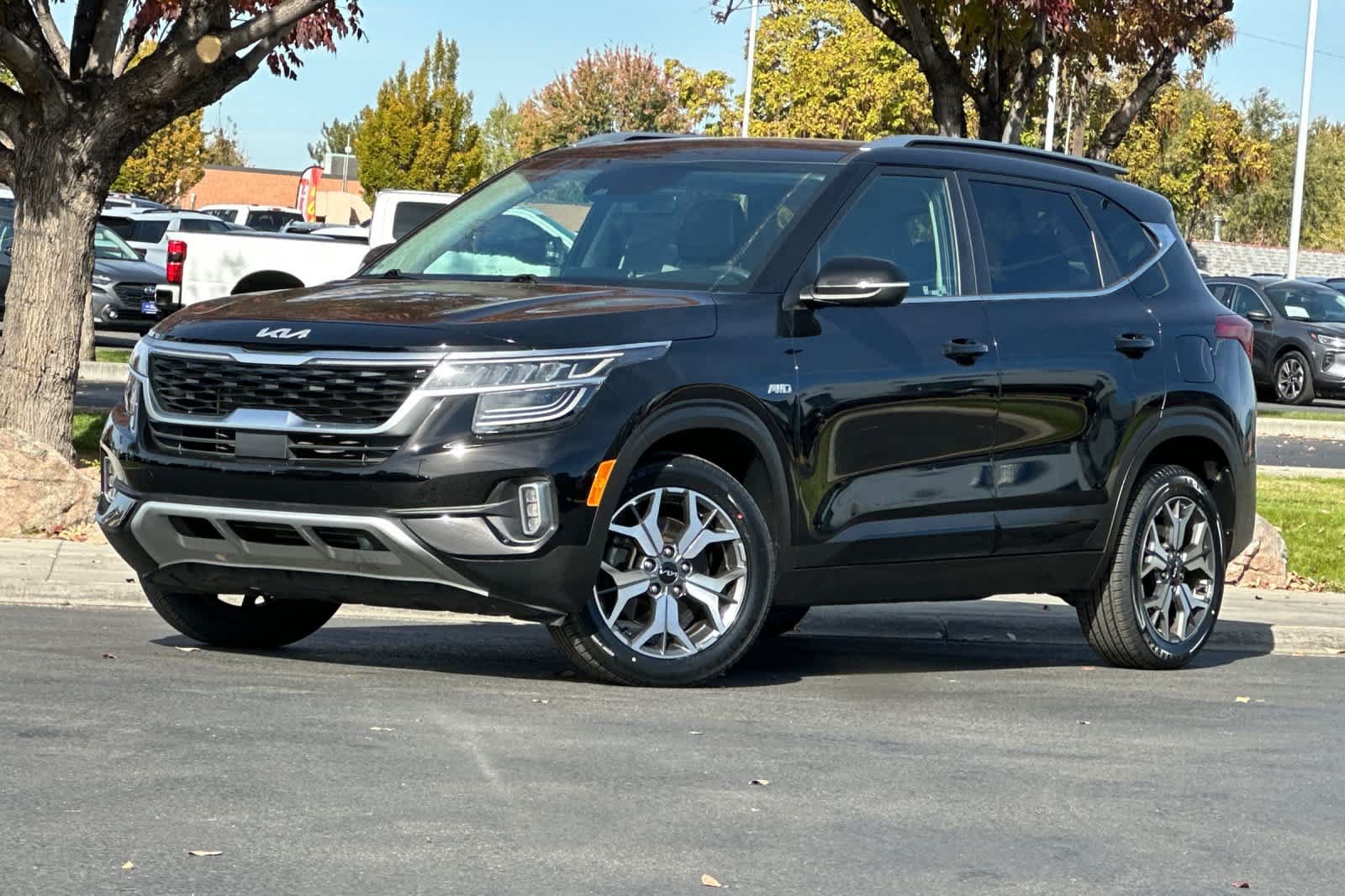 Used 2023 Kia Seltos EX