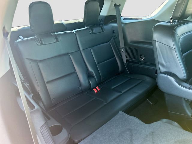 Certified 2020 Ford Explorer XLT w/ Equipment Group 202A AWD/4WD image 27