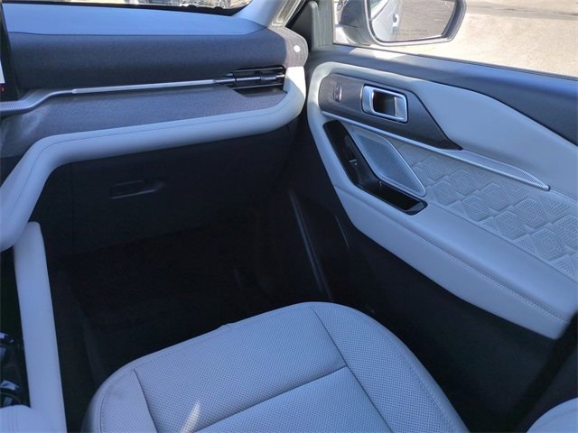 Certified 2025 Ford Explorer Platinum w/ Ultimate Package image 16