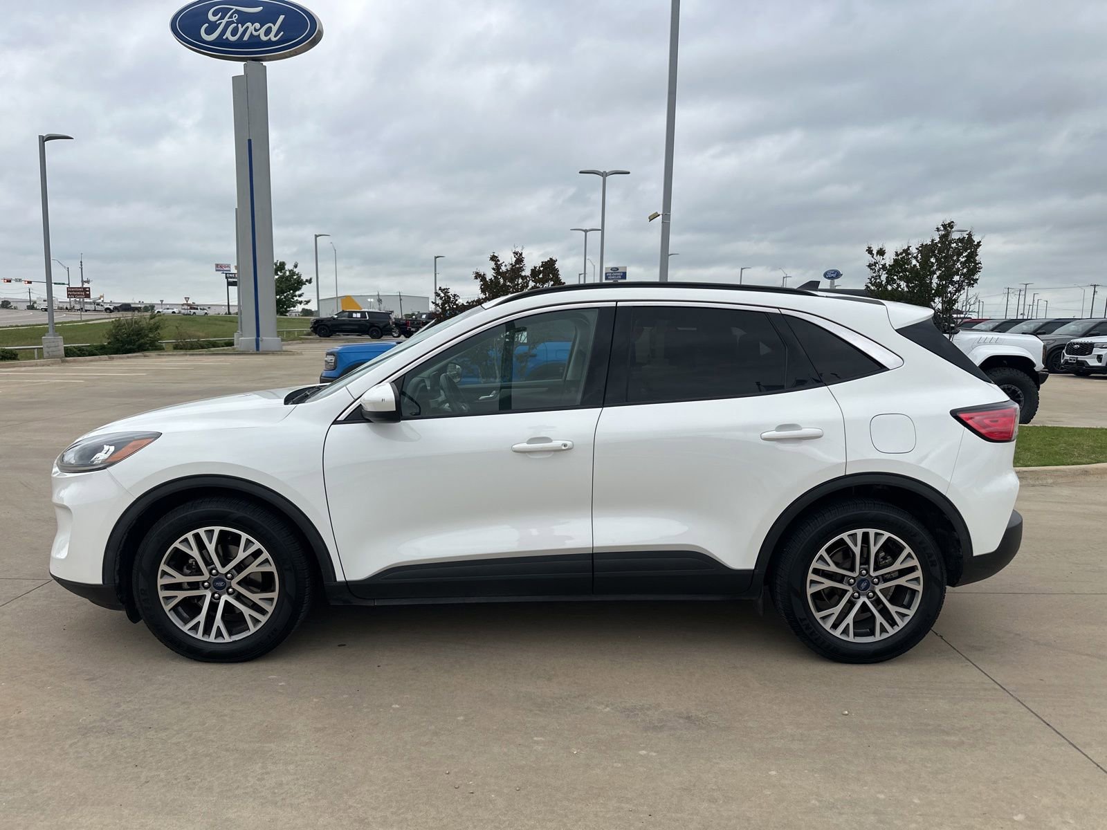 Certified 2021 Ford Escape SEL FWD video 2
