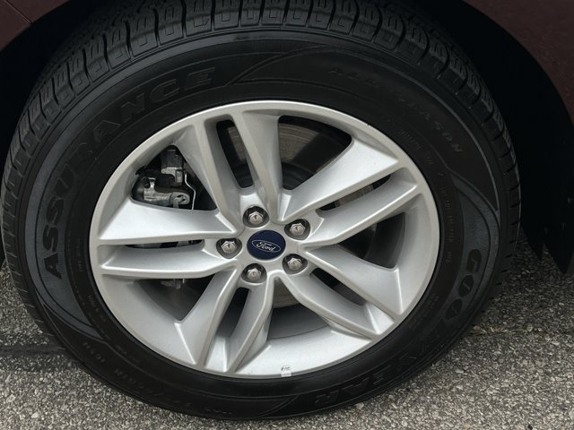 Certified 2017 Ford Edge SEL w/ Equipment Group 201A AWD/4WD image 10