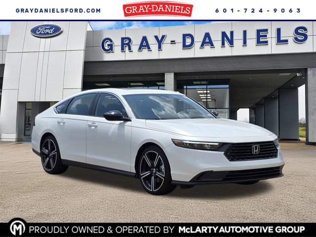 Used 2024 Honda Accord Sport image 1