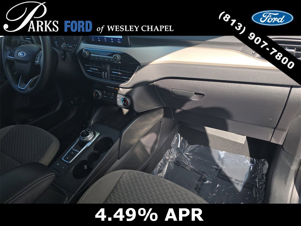 Certified 2022 Ford Escape SE image 9