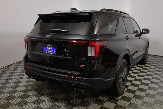 Certified 2026 Ford Explorer ST w/ Sun And Sound Package AWD/4WD image 6