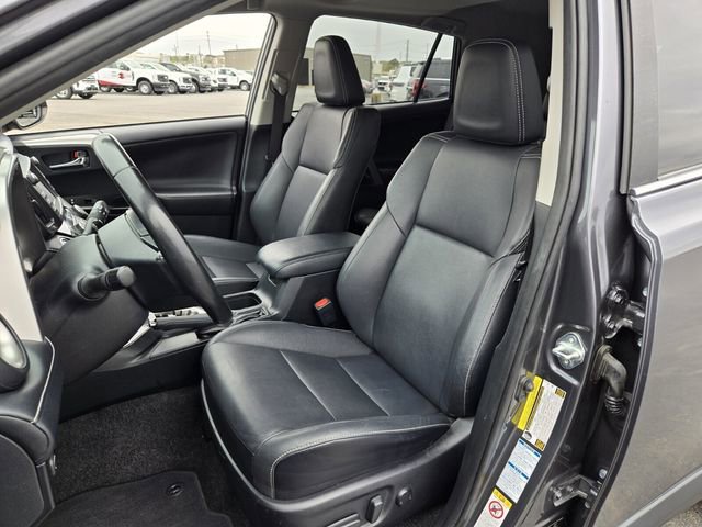 Used 2018 Toyota RAV4 Limited image 10
