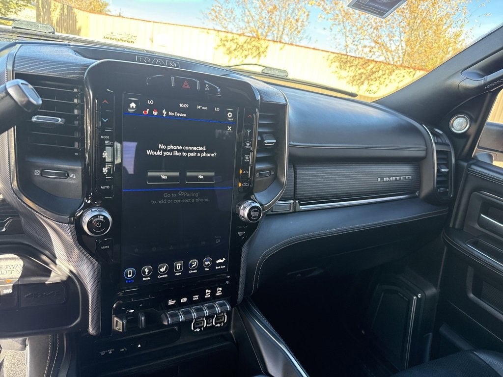 Used 2019 RAM 3500 Limited image 13