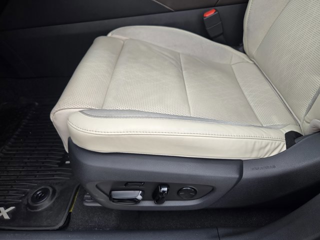Used 2023 Lexus RX 350 FWD w/ Cold Area Package image 21
