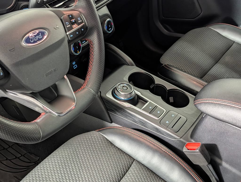 Certified 2023 Ford Escape ST-Line FWD image 23