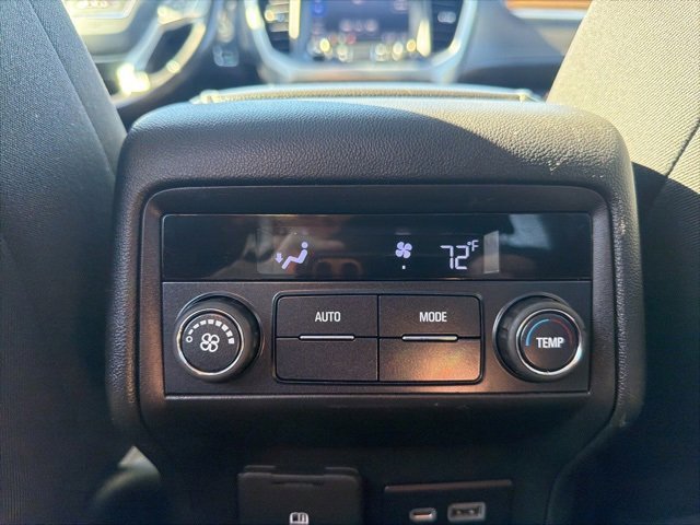 Used 2020 GMC Acadia SLE image 27