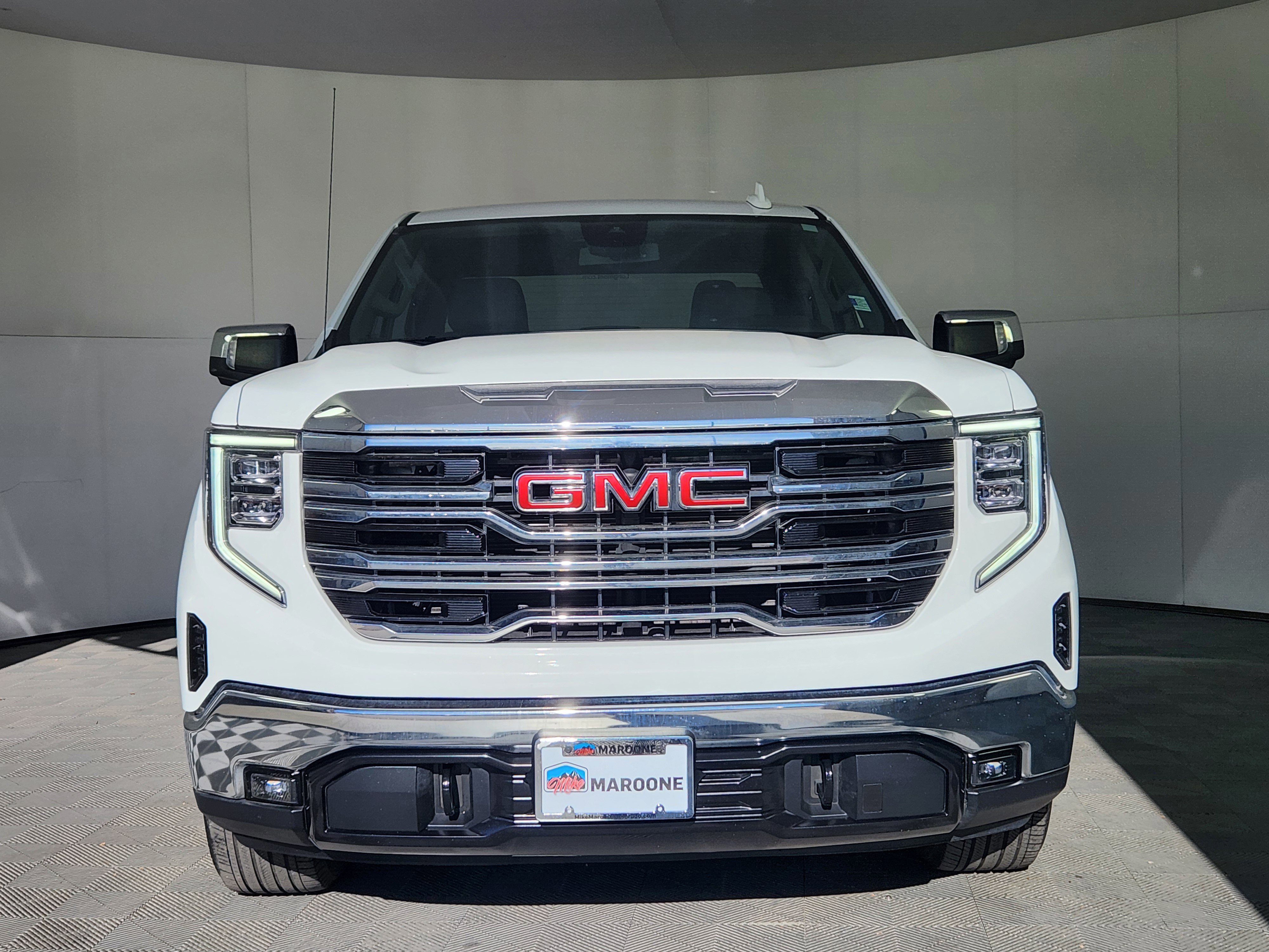 Used 2024 GMC Sierra 1500 SLT image 8